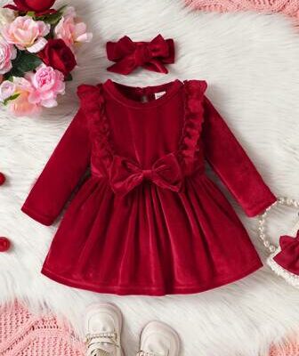robe rouge avec papillon